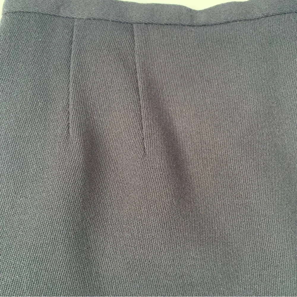 VINTAGE Holt Renfrew 100% Pure Virgin Wool Pencil Skirt Size 10 - Picture 5 of 9